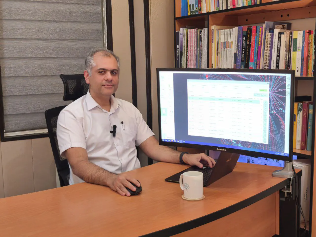 Patient using Brainovate AI technology